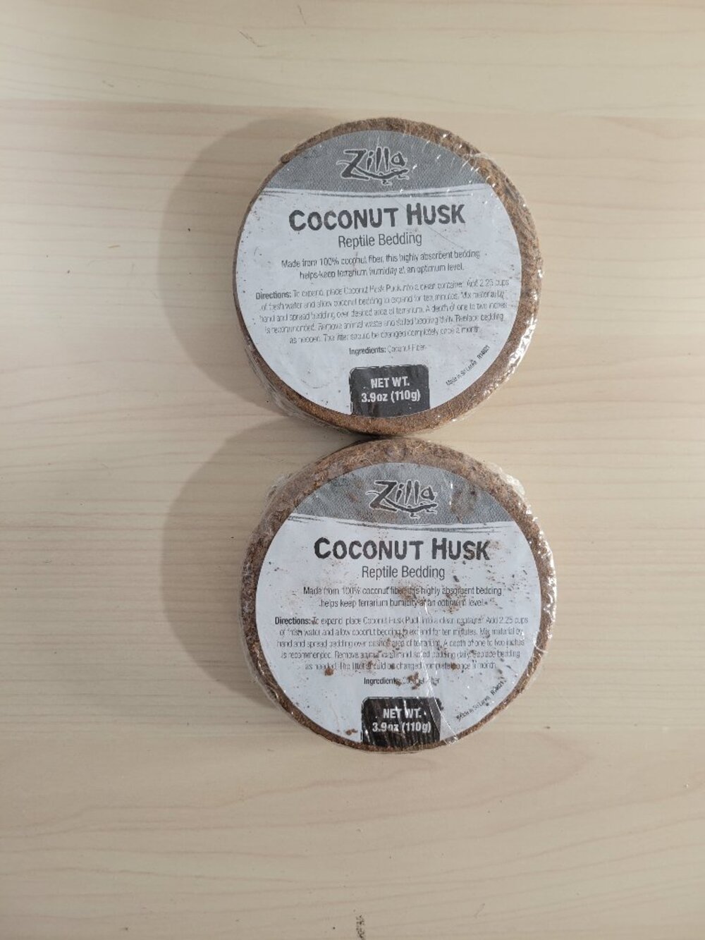Bundle of 2 ZILLA Coconut Fiber Husk Reptile Bedding 3.9oz Compact Pucks NEW